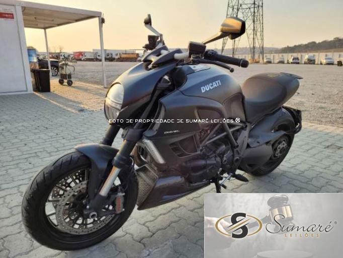 DUCATI DIAVEL 1198 ABS